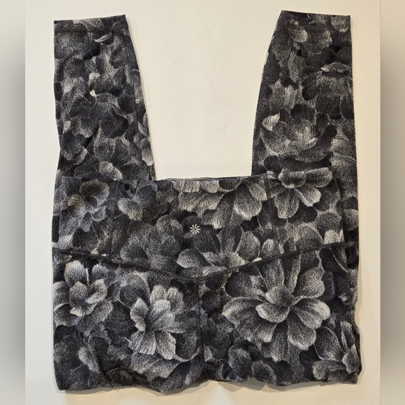 Athleta Salutation Stash Pocket 7/8 Legging in White & Black Floral Size L - Picture 7 of 10